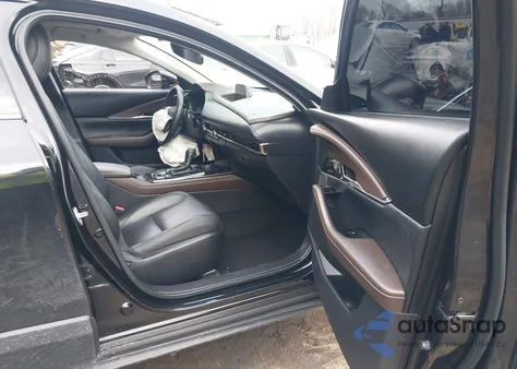 2024 Mazda Cx-30 2.5 S Premium Package z USA, uszkodzony, nr VIN 3MVDMBDM2RM651783